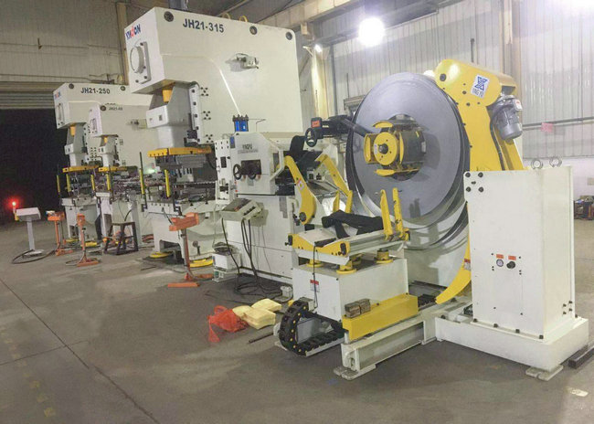 沖床連桿機(jī)械手使用范圍有哪些？