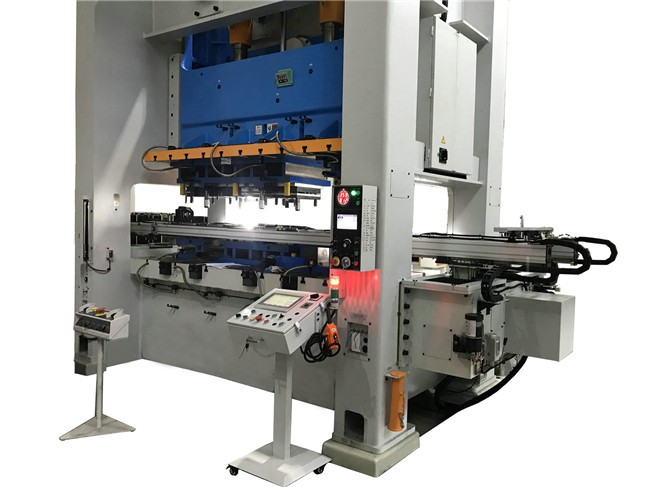 探究沖壓三次元機械手聯(lián)動自動化沖壓生產(chǎn)的實現(xiàn)機制？